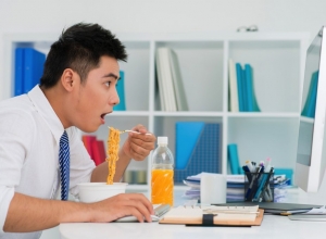 04 thói quen ăn uống xấu gây bệnh đau dạ dày cần lưu ý
